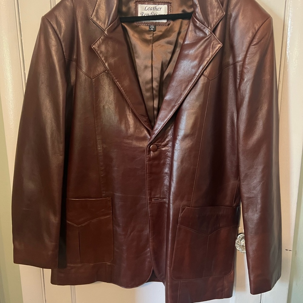 Leather Renditions Women’s brown/maroon leather Jacket